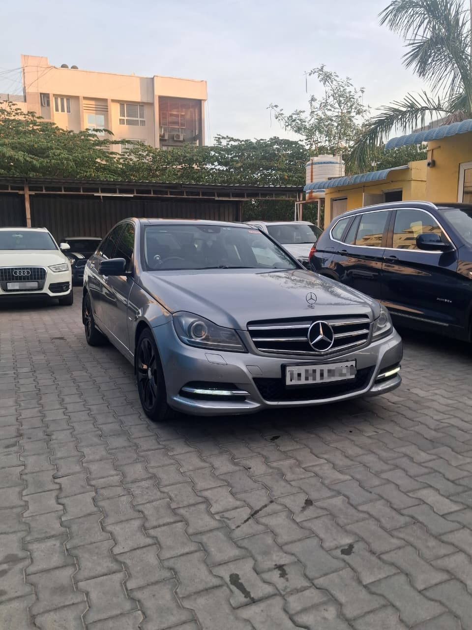 MERCEDESBENZ C CLASS C250 - Image 3