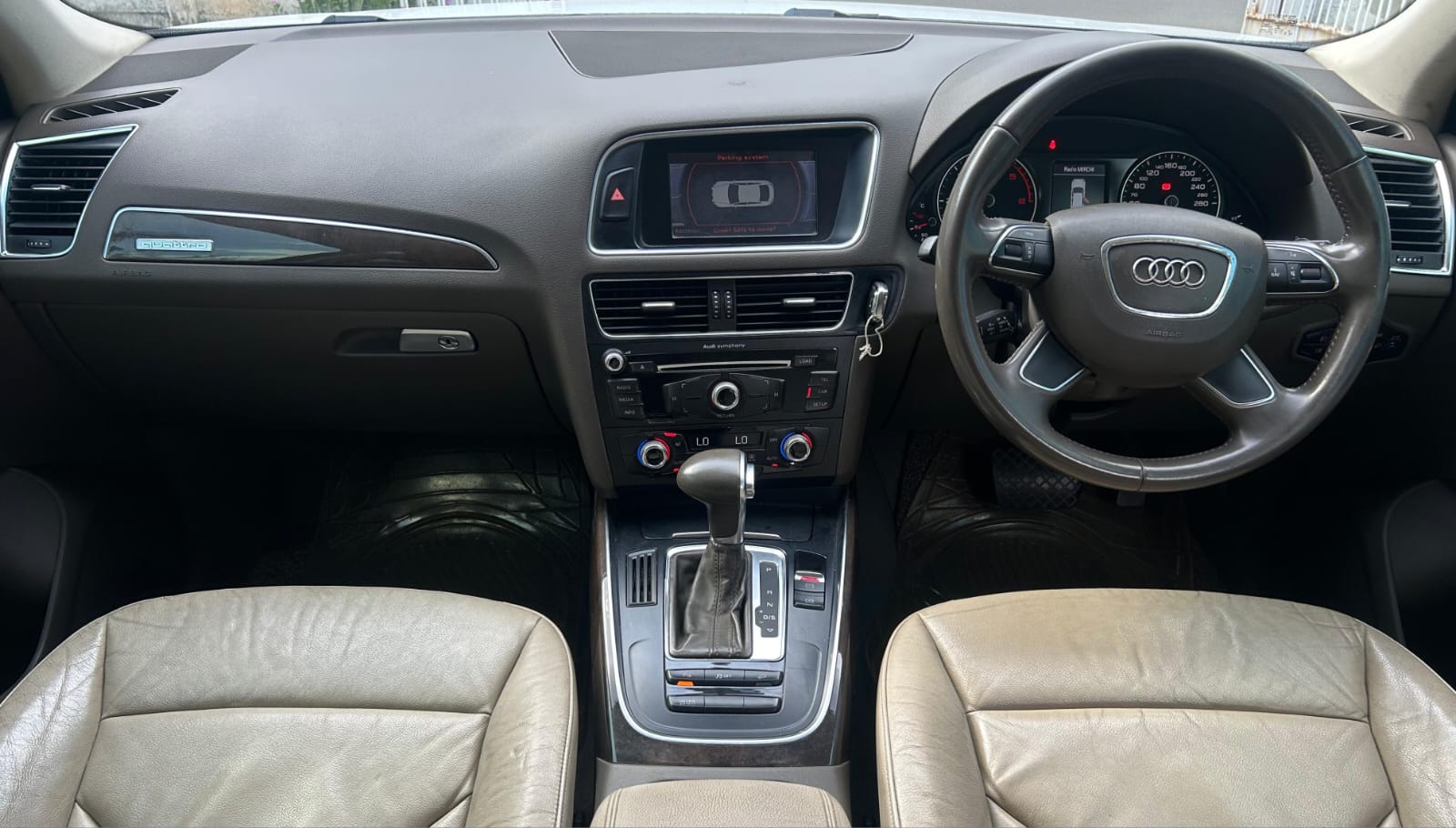 AUDI Q5 30 TDI - Image 9