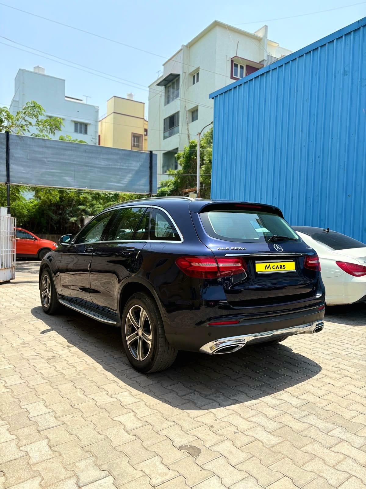 MERCEDES BENZ GLC 220D - Image 4