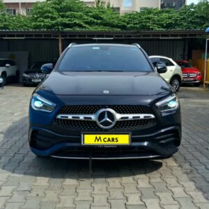 MERCEDES BENZ GLA 220D AMG